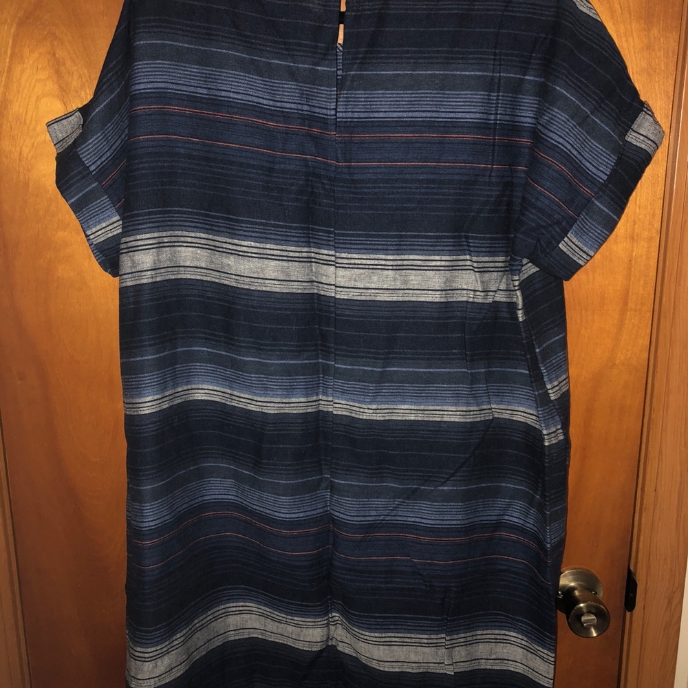Blue striped short t shirt dress